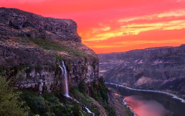 Snake River Wildfire